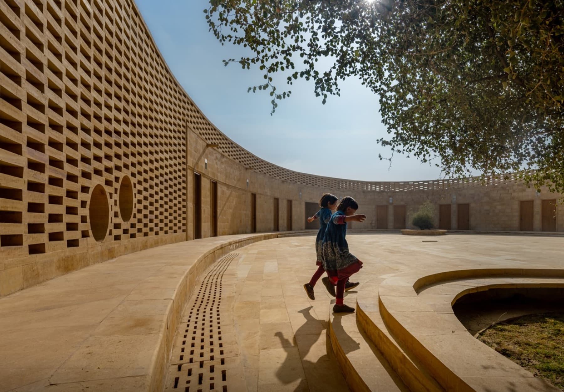 11_indiai lányiskola_Insta_okt.jpg