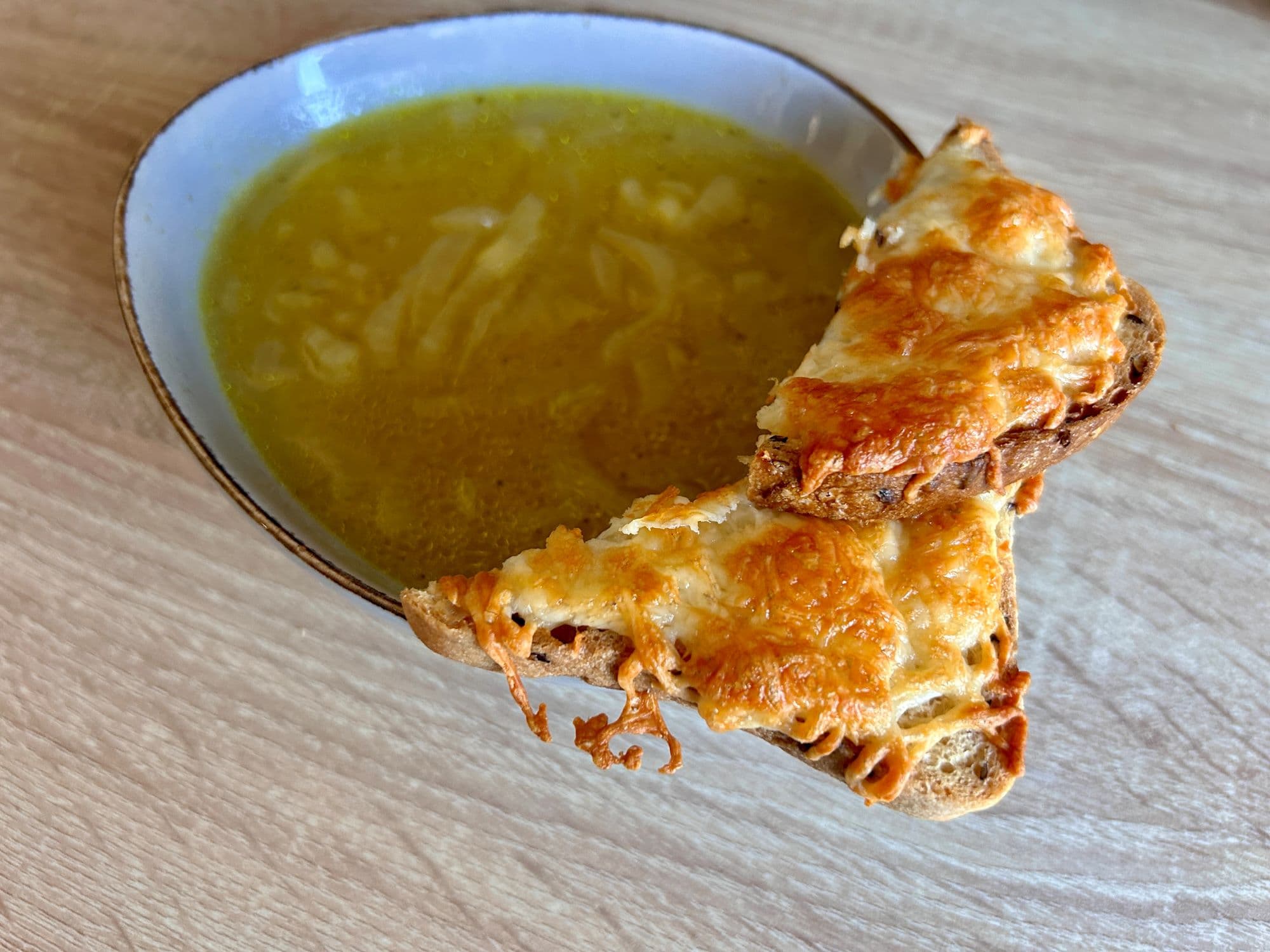 12_francia hagymaleves0_Insta_nov.jpg